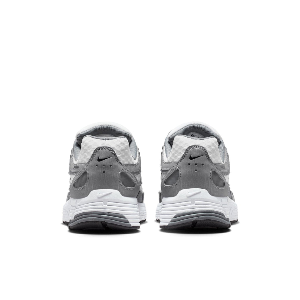 NIKE P-6000 - Mens