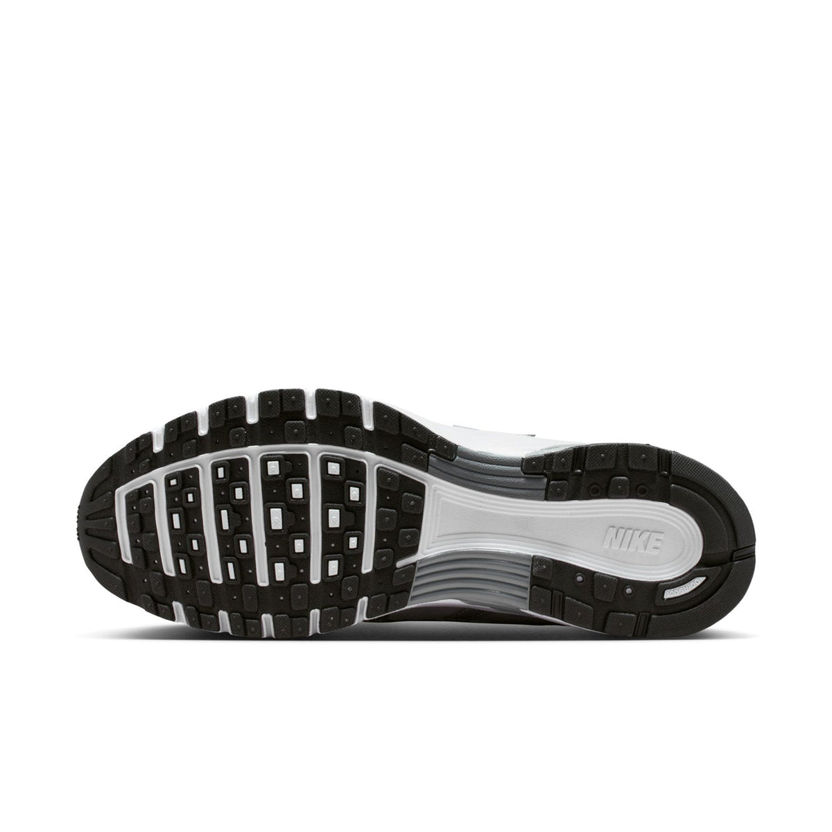 NIKE P-6000 - Mens