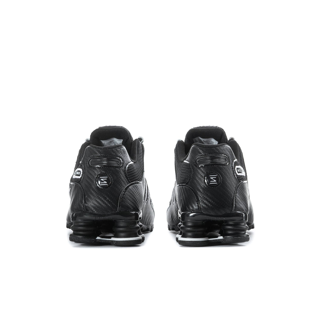 NIKE Authentic Shox NZ - Mens