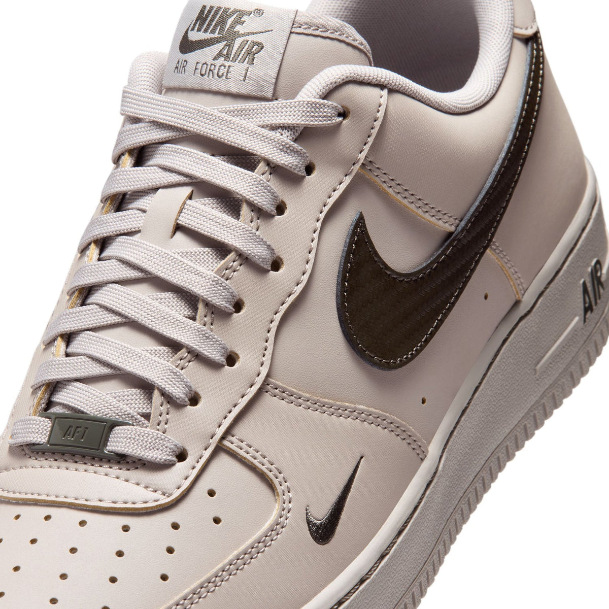 NIKE Air Force 1 Low 07 - Mens