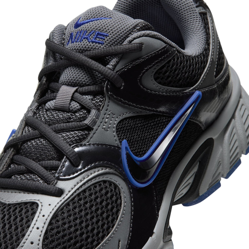 NIKE V5 RNR Wide Width- Mens
