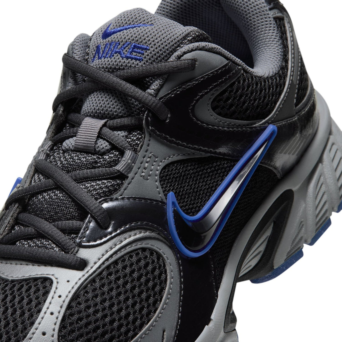 NIKE V5 RNR Wide Width- Mens