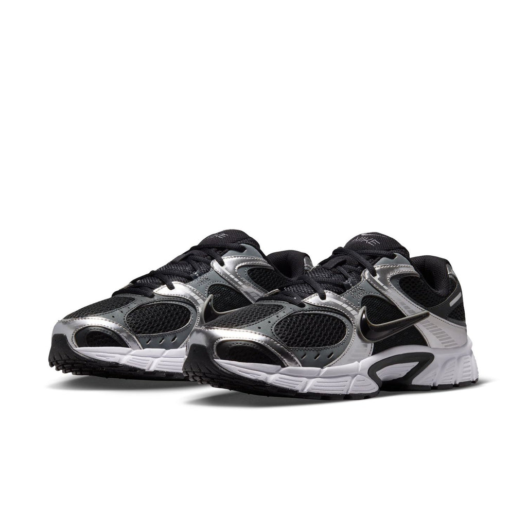 NIKE V5 RNR Wide Width- Mens
