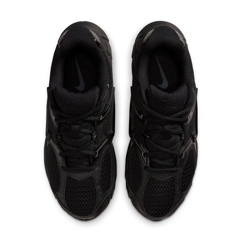 NIKE Authentic V5 RNR Wide - Womens