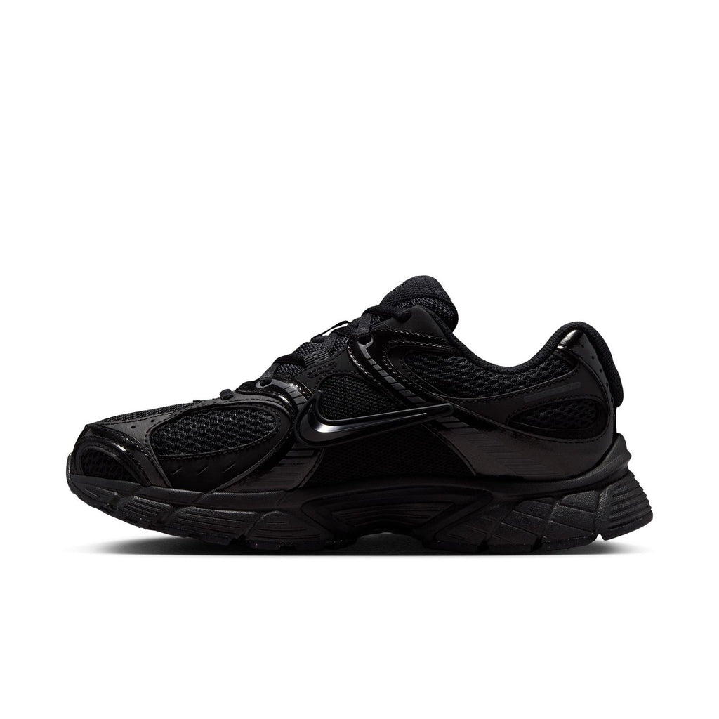 NIKE Authentic V5 RNR Wide - Womens