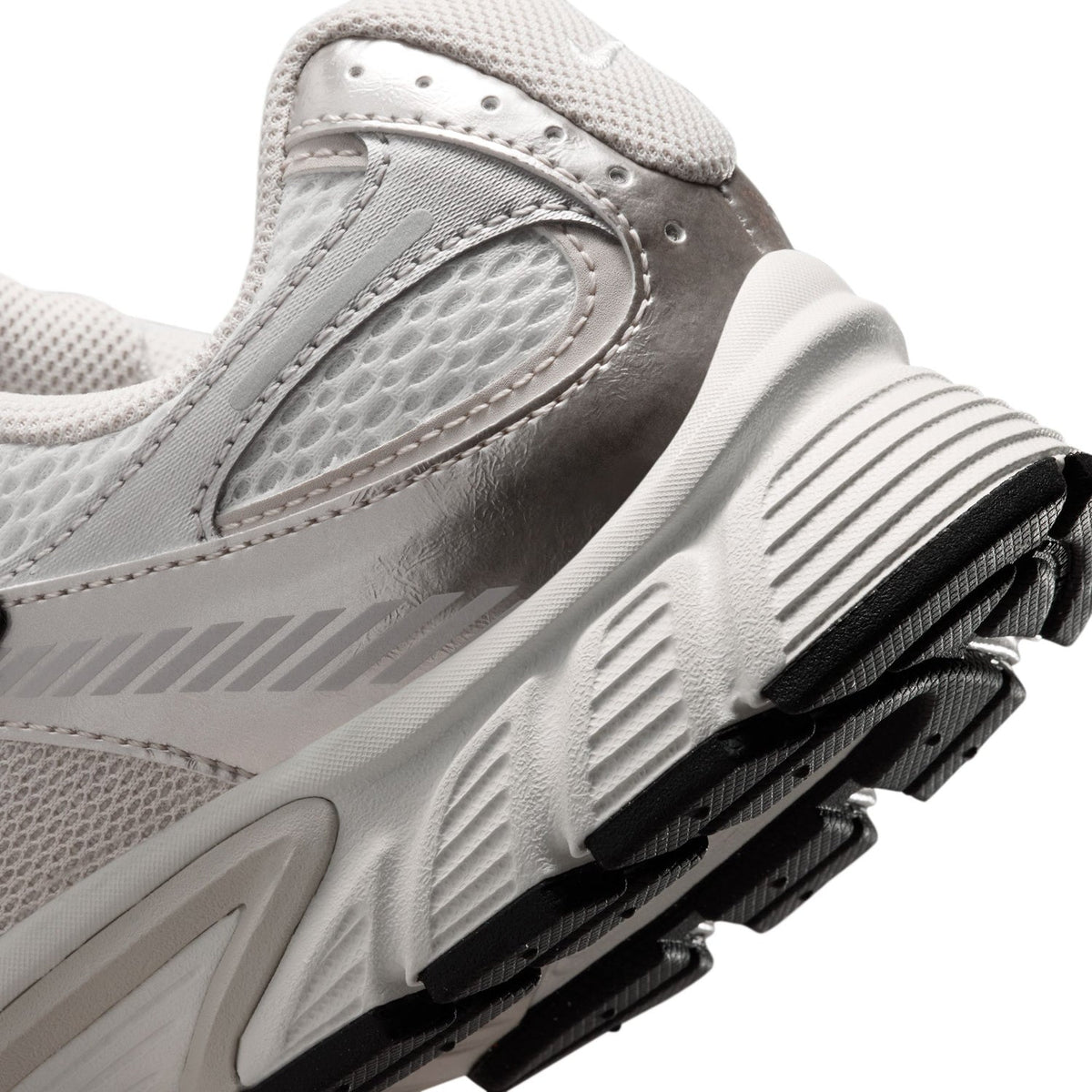 NIKE V5 RNR Wide - Womens