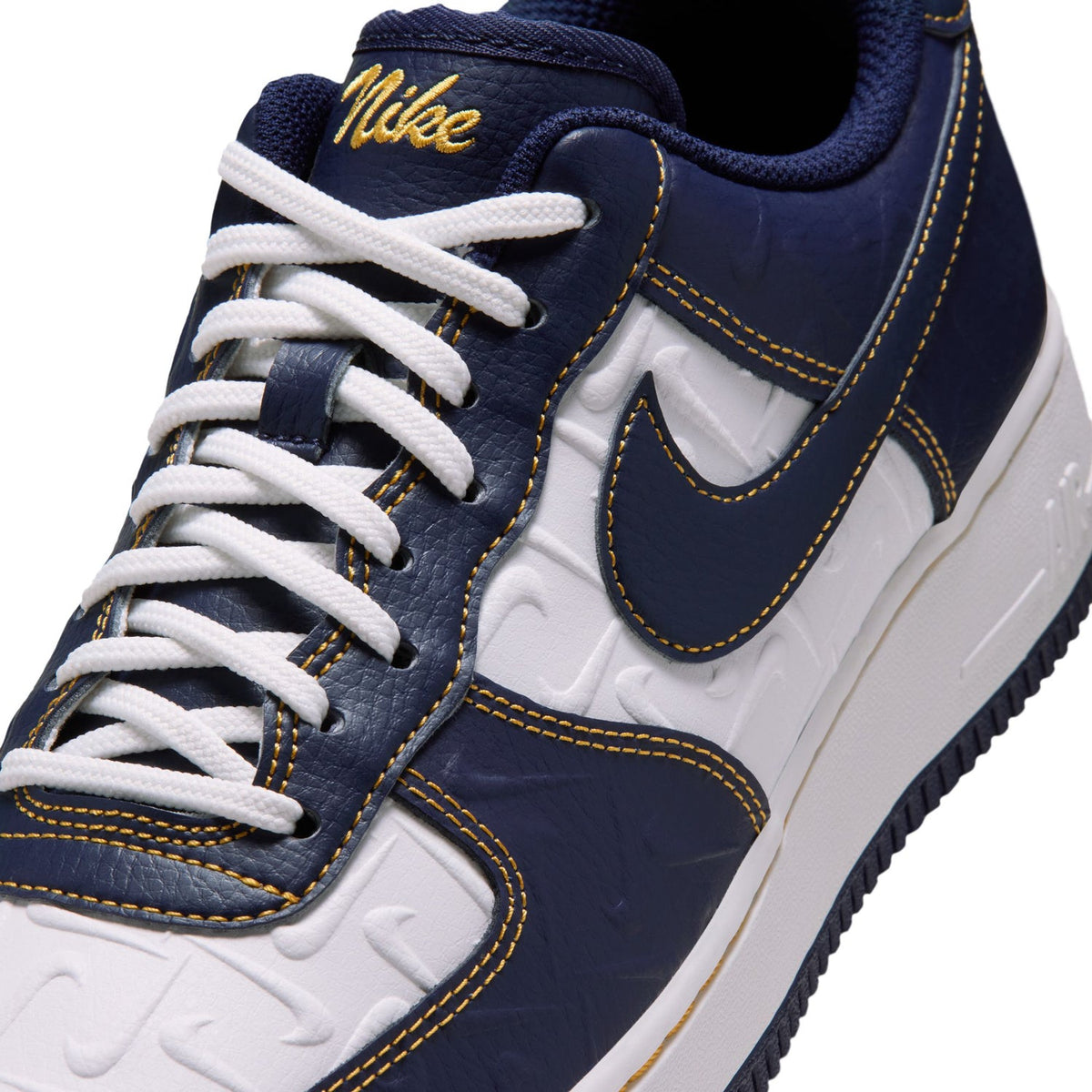 NIKE Air Force 1 Low 07 - Mens