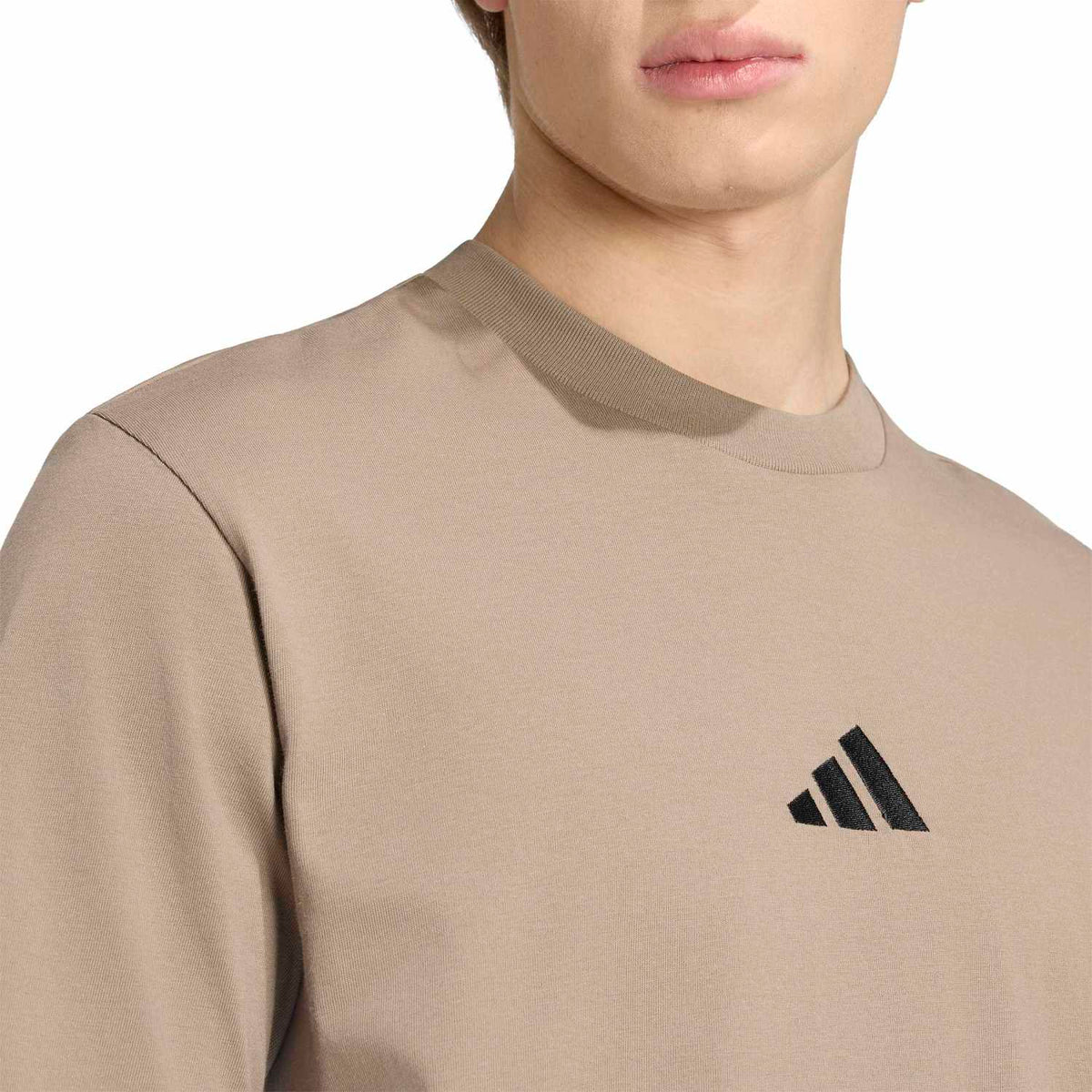 ADIDAS BOS Small Logo Tee -Mens