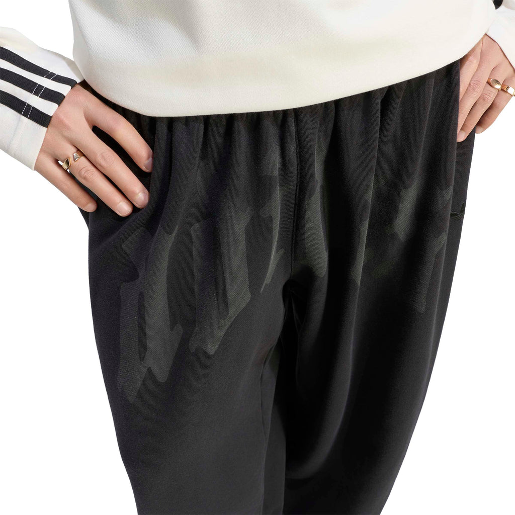 ADIDAS Classic Oversized Graphic Sweat Pant -Mens
